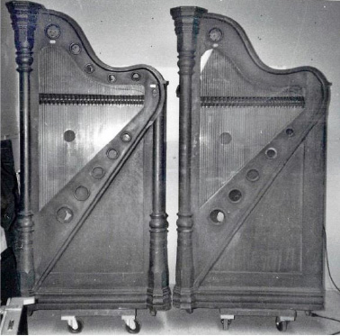 The Style B Harps found in a Nashville home. Note style differences with varying sound-emission holes in the curved top.
